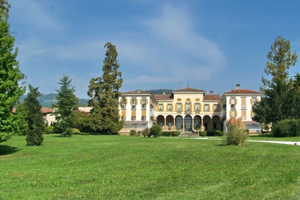 Villa Gromo